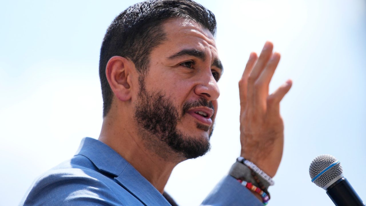 Abdul El-Sayed promoted infamous hijab hate crime hoax, despite warnings from police