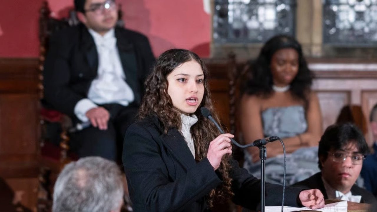 Oxford Union president calls Hamas terrorists ‘heroes,’ defends Oct 7 massacres