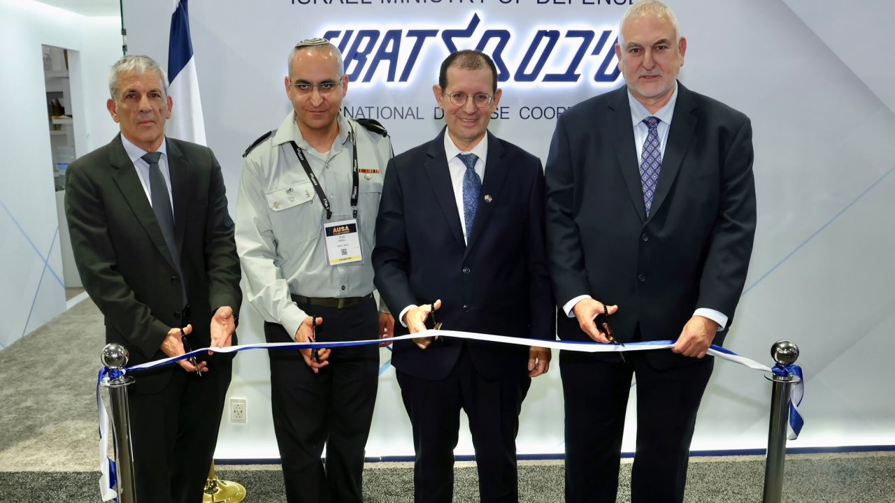 Israel Defense Ministry and 19 tech firms showcase tech systems at Washington show