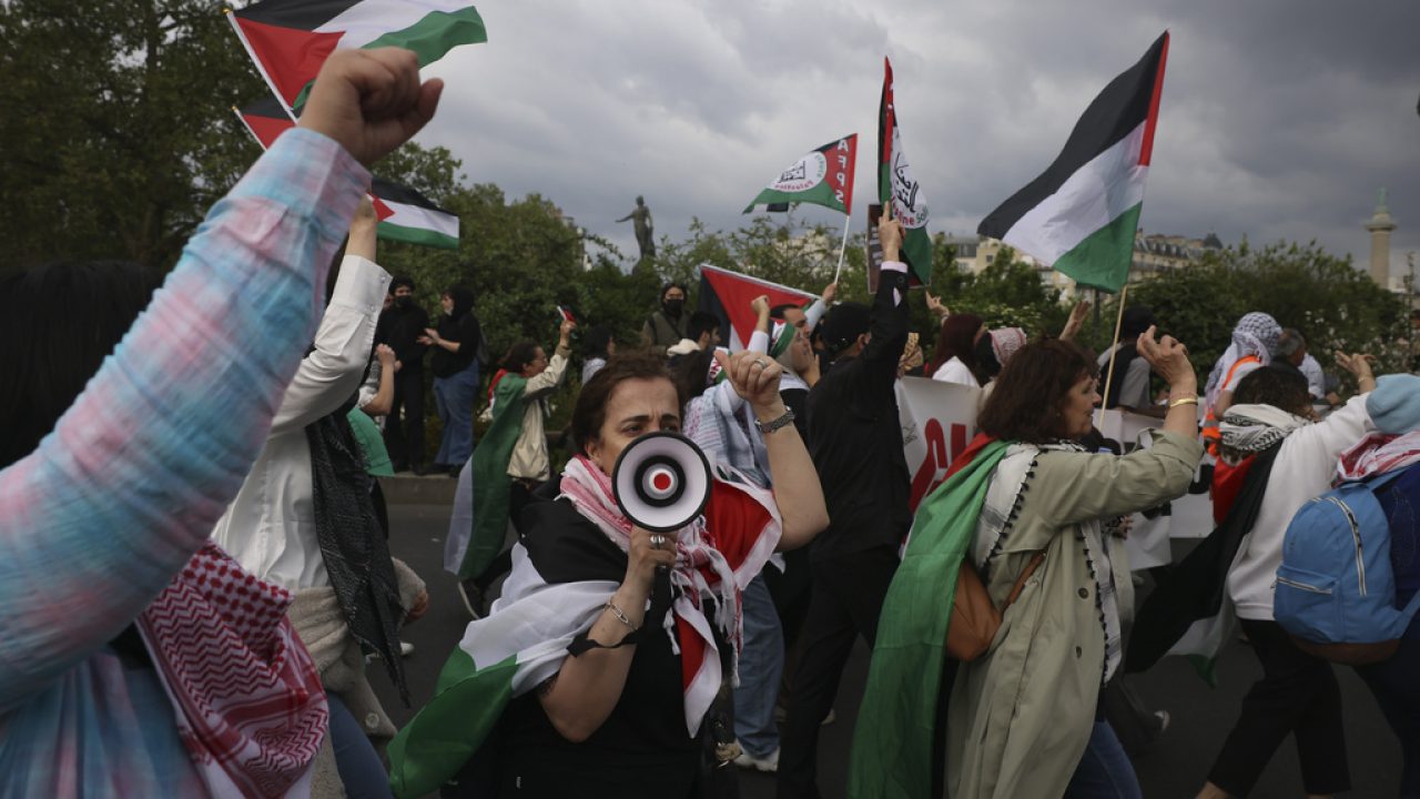 France’s young voters rally behind anti-Israel far left as political extremes rise ahead of 2027 presidential race