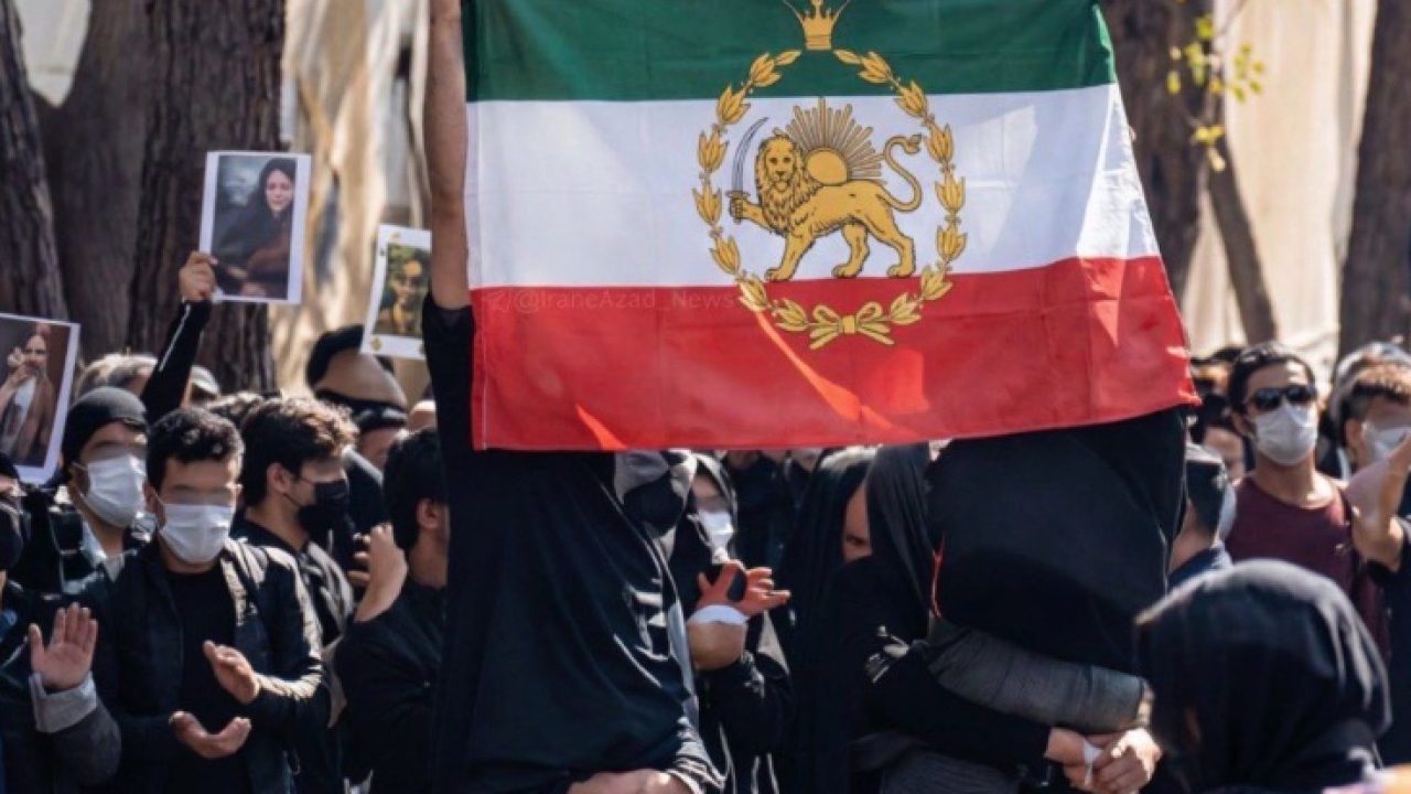 The secret life of a woman journalist in Iran