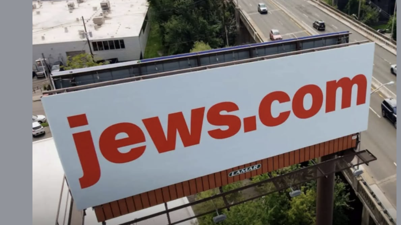 ‘Fake rabbi’ uses Jews.com billboards to target Jews for conversion