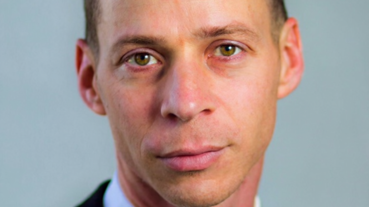 Israeli journalist predicts collapse of Iranian regime in the next year