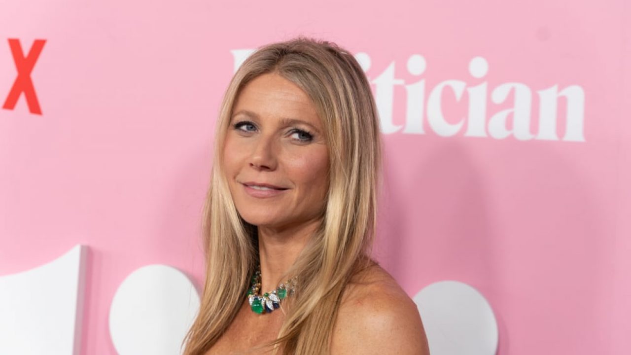 Renowned actress faces backlash from Israel haters over real estate ad